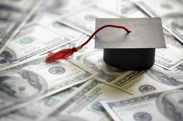 Насколько больше зарабатывают выпускники колледжей, чем не окончившие колледжи?